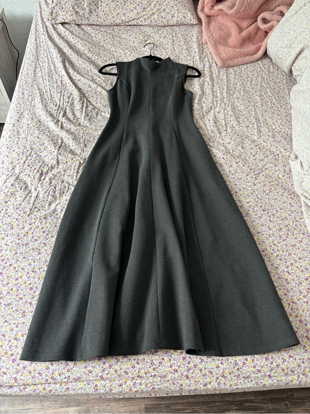 Aritzia Ruth Ponte Midi Dress